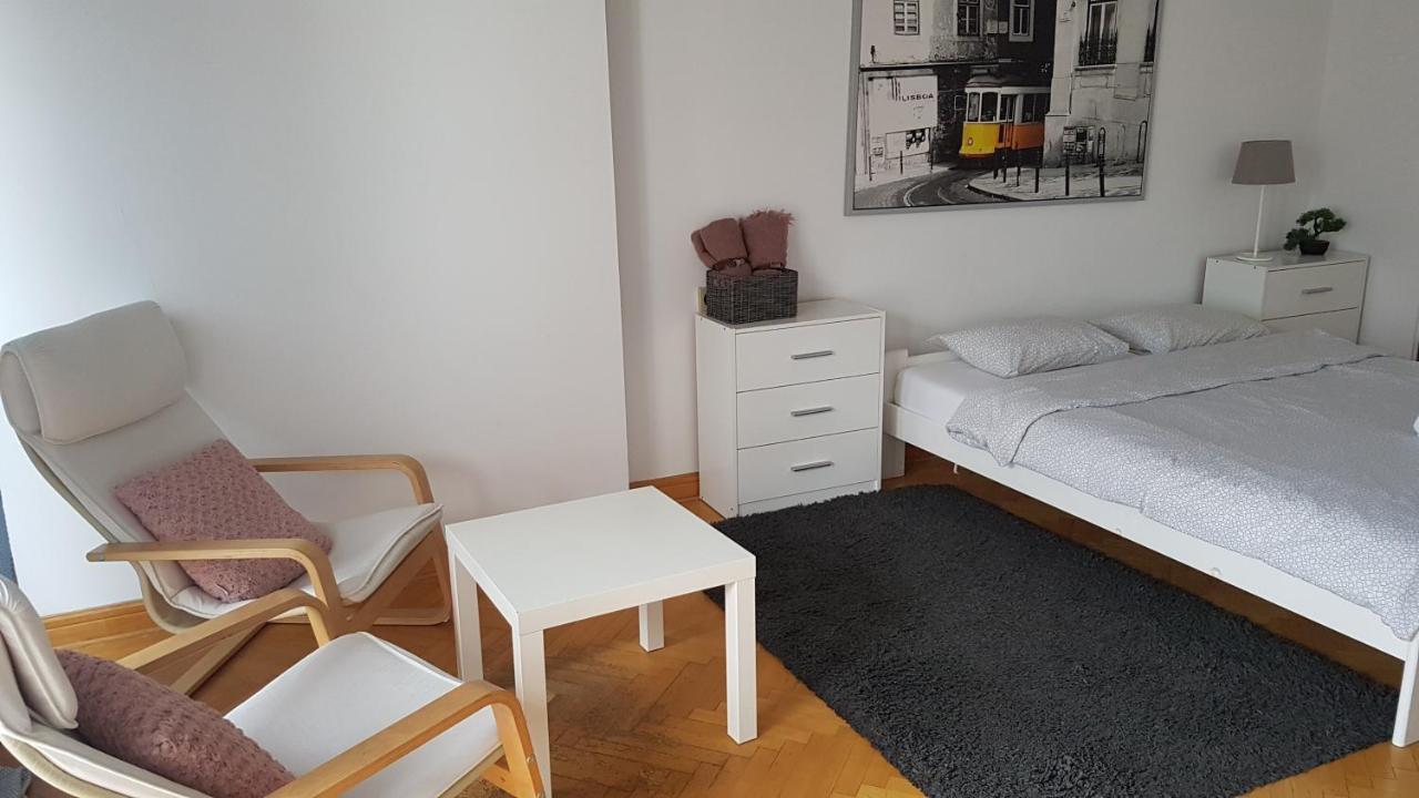 Green Wood Apartament Stara Ochota Варшава Екстериор снимка