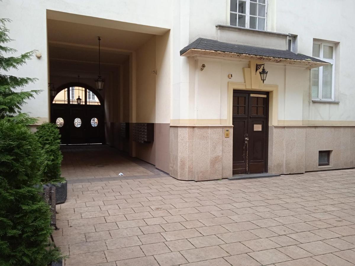 Green Wood Apartament Stara Ochota Варшава Екстериор снимка